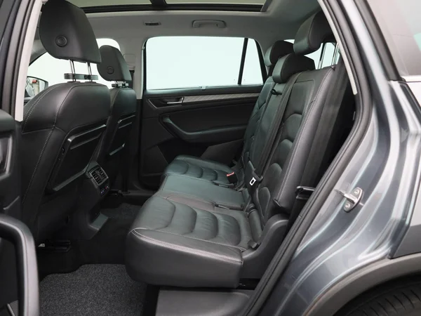 Škoda Kodiaq (2022) — foto 4 van 47