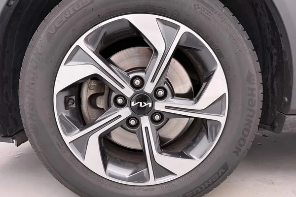 Kia Xceed (2022) — foto 27 van 35