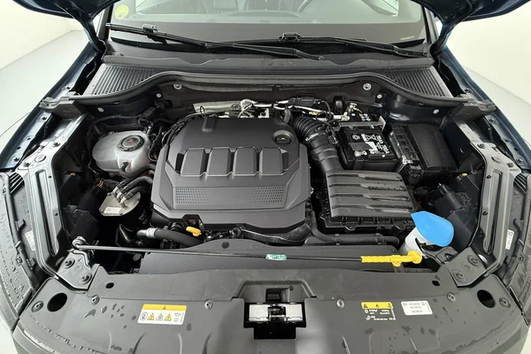 Skoda Karoq (2024) — foto 16 van 34