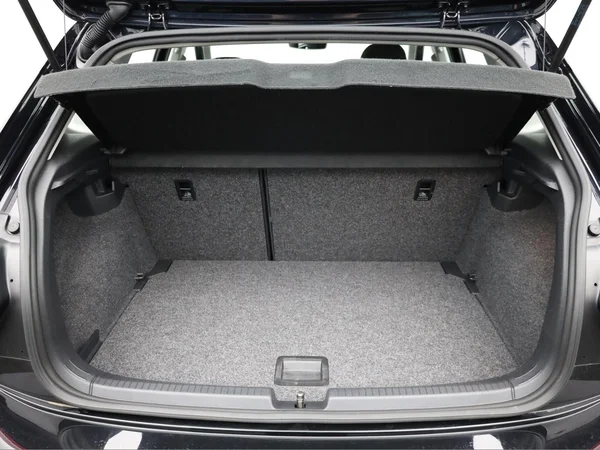 VOLKSWAGEN Polo (2019) — foto 2 van 19