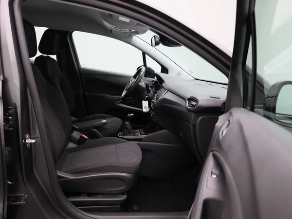 Opel Crossland (2021) — foto 26 van 40