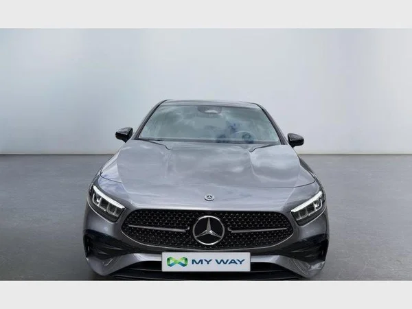 Mercedes-Benz A 180 (2023) — foto 26 van 31