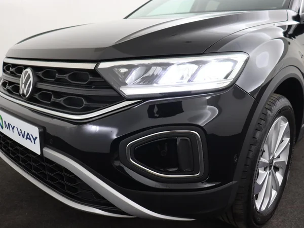VOLKSWAGEN T-Roc (2025) — foto 6 van 18