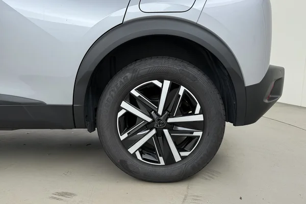 Peugeot 2008 (2025) — foto 13 van 16