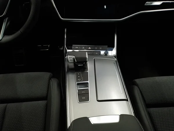 AUDI A7 Sportback (2024) — foto 6 van 15