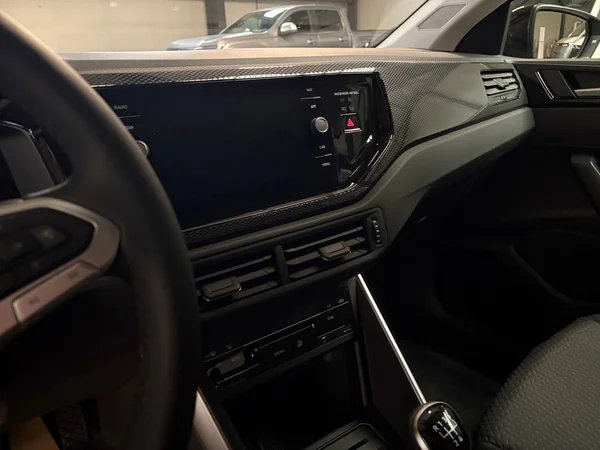 VOLKSWAGEN Polo (2025) — foto 3 van 22