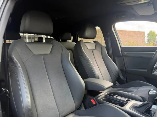 AUDI Q3 Sportback (2024) — foto 19 van 20