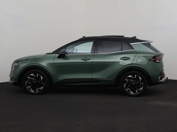 KIA Sportage (2023) — foto 12 van 36
