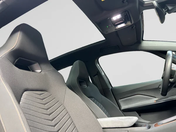 CUPRA Born (2023) — foto 4 van 18