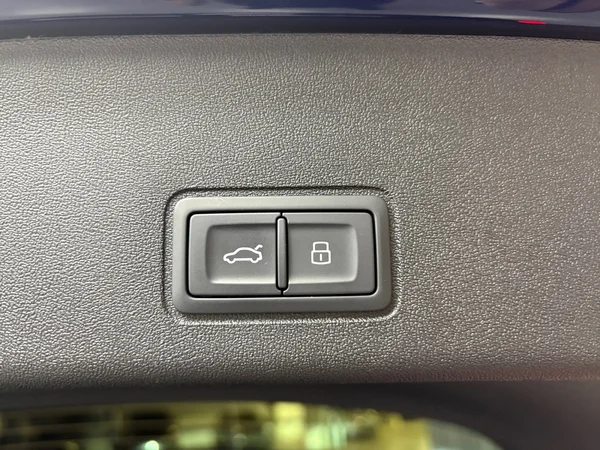 AUDI Q3 SUV (2025) — foto 3 van 15