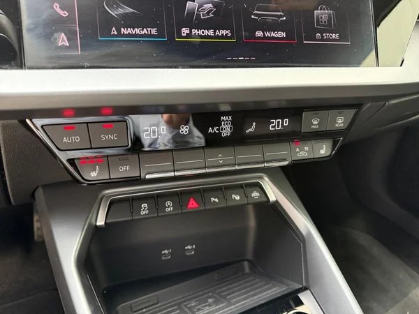 AUDI A3 Sportback (2025) — foto 6 van 15