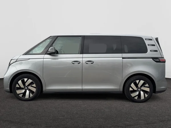 VOLKSWAGEN ID.Buzz (2023) — foto 12 van 19
