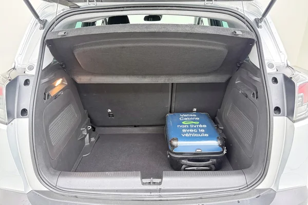 Opel Crossland (2023) — foto 13 van 25
