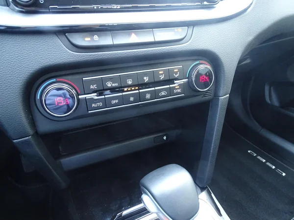 Kia cee'd (2024) — foto 15 van 26