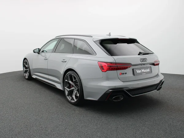Audi RS6 (2024) — foto 12 van 27