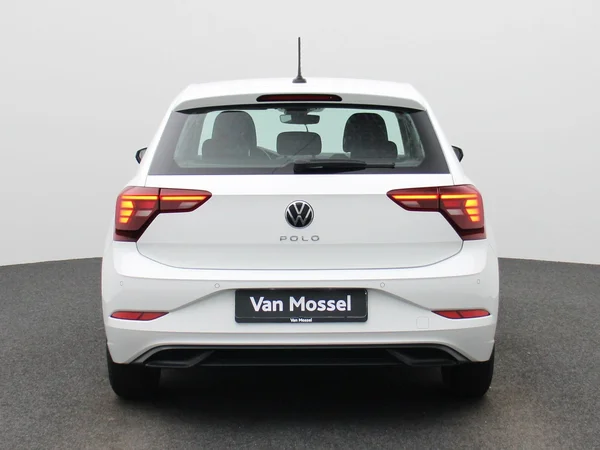 Volkswagen Polo (2023) — foto 35 van 38