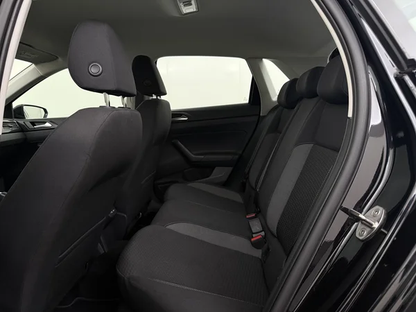 VOLKSWAGEN Polo (2022) — foto 5 van 27