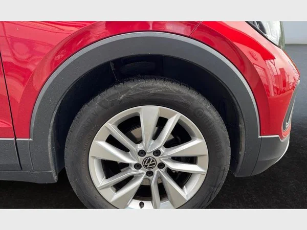 Volkswagen T-Cross (2024) — foto 26 van 27