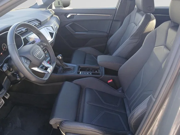 AUDI Q3 (2024) — foto 20 van 20