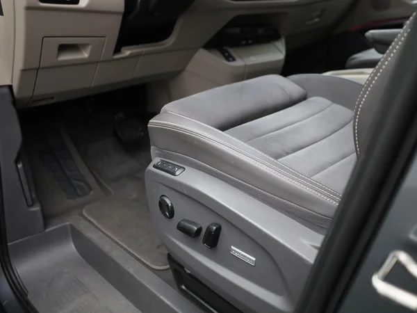Volkswagen Multivan (2024) — foto 35 van 50