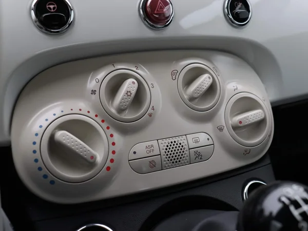 Fiat 500C (2020) — foto 6 van 15