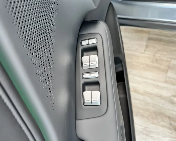 Xpeng G6 (2026) — foto 9 van 30