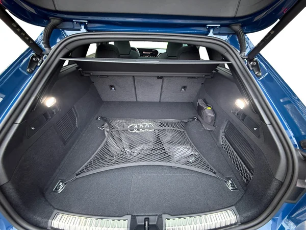 AUDI A5 Avant e-hybrid (PHEV) (2025) — foto 9 van 24