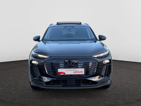 AUDI Q6 e-tron (2026) — foto 15 van 20