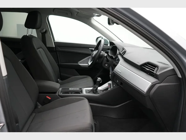 AUDI Q3 (2021) — foto 10 van 30