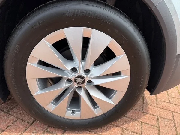 SKODA Elroq (2026) — foto 14 van 22