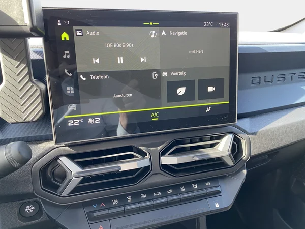 Dacia Duster (2024) — foto 22 van 22