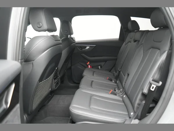 AUDI Q7 PHEV (2023) — foto 21 van 39