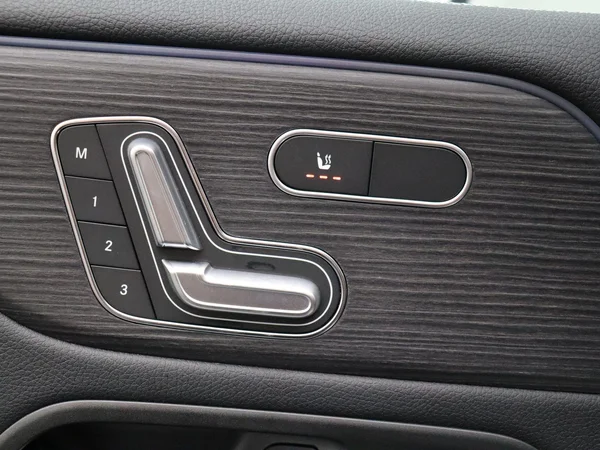 Mercedes-Benz EQB (2025) — foto 32 van 32