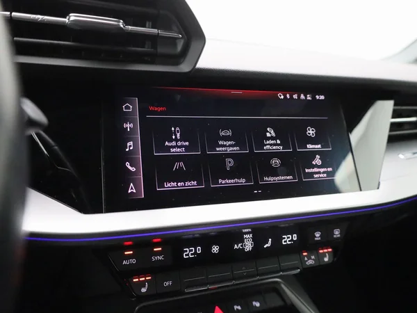 Audi A3 (2021) — foto 22 van 38