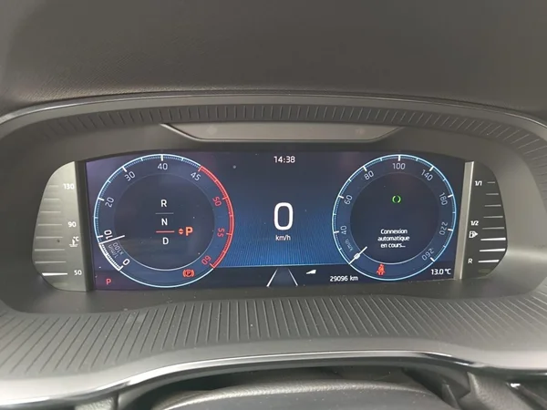 SKODA Octavia Combi Dsl (2025) — foto 10 van 31