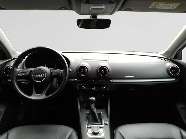 AUDI A3 Sedan (2020) — foto 2 van 23