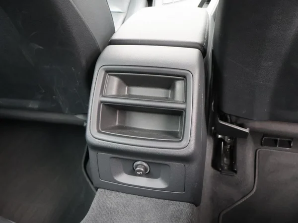 AUDI A4 Avant (2022) — foto 5 van 31