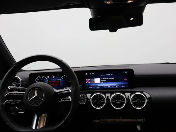 Mercedes-Benz A-Klasse (2025) — foto 13 van 26