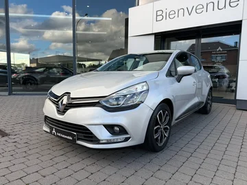 Renault Clio 7da86fdc-8a6e-42e7-9973-ab4bcd4519fd