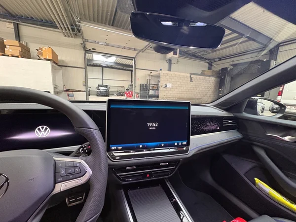 VOLKSWAGEN Passat Variant (2026) — foto 15 van 20