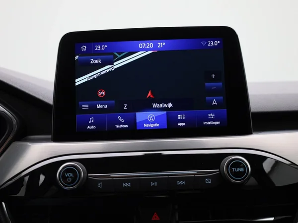 Ford Kuga (2022) — foto 11 van 40