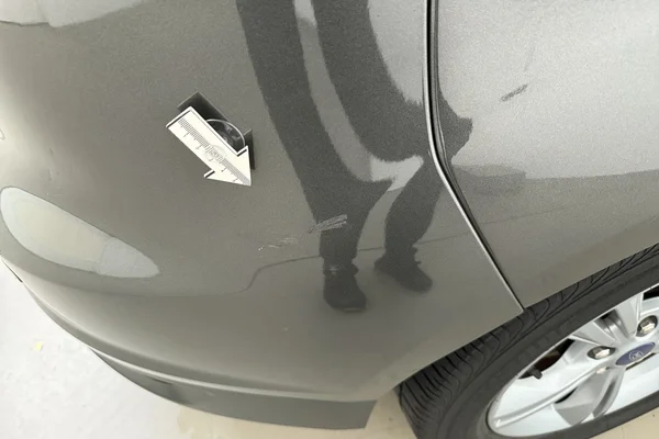 Ford C-Max (2017) — foto 14 van 28