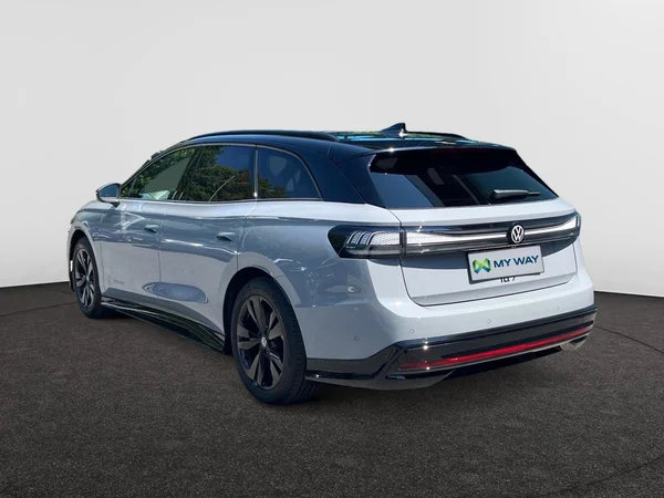 VOLKSWAGEN ID.7 Tourer (2026) — foto 2 van 4