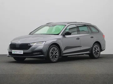 SKODA Octavia Combi PHEV (2024)
