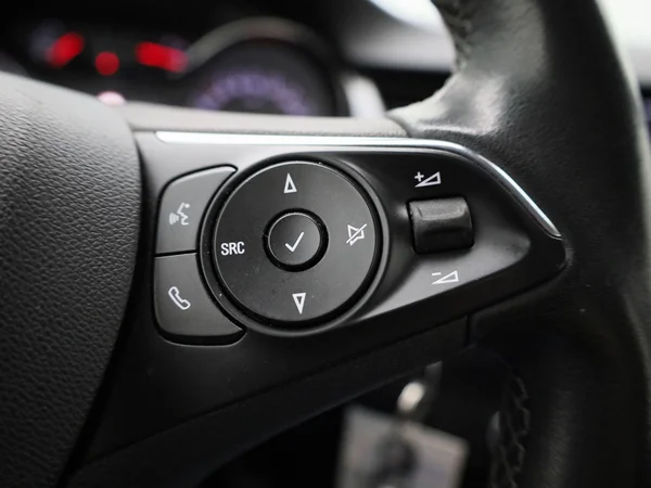 Opel Crossland (2021) — foto 10 van 40