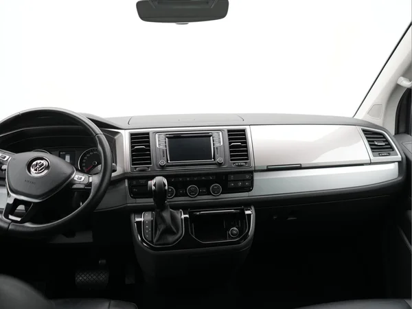 VOLKSWAGEN Transporter T6 1400 Caravelle Lwb (2017) — foto 5 van 25