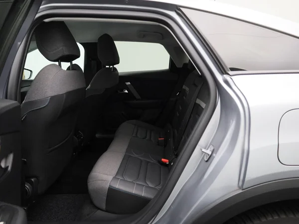 Citroën C4 (2022) — foto 3 van 22