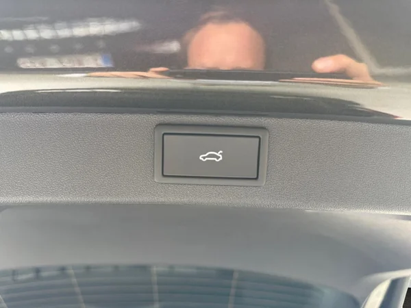 SKODA Enyaq (2026) — foto 8 van 20