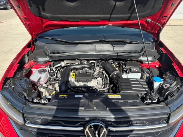 VOLKSWAGEN T-Cross (2024) — foto 15 van 24