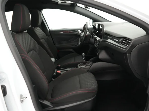 Ford Focus (2024) — foto 4 van 23